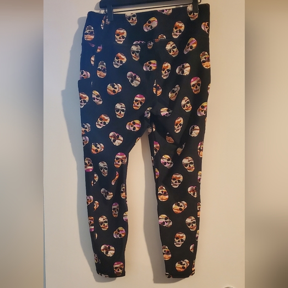 Torrid Bundle Active Pastel Camouflage Leggings and Schull Tank Top Size 2 - Picture 16 of 16